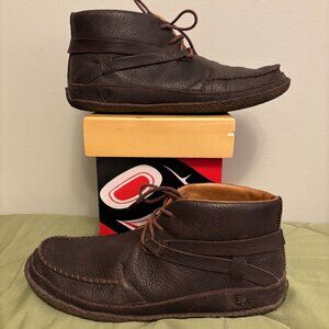 Manitobah Modern Mod Chukka